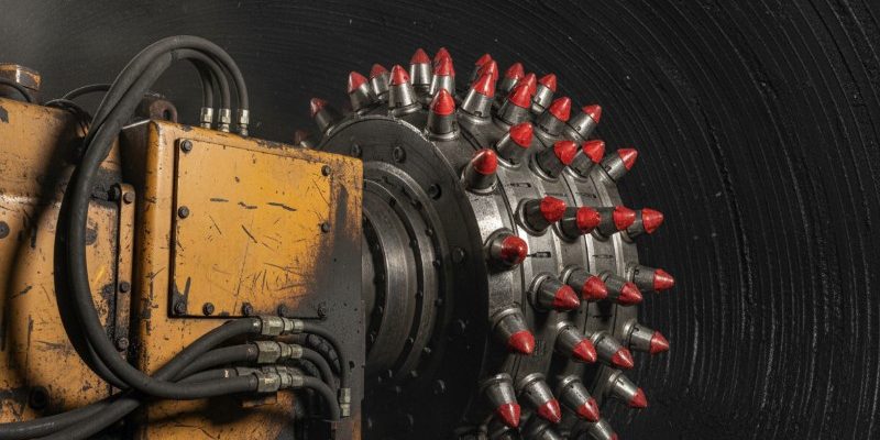 heavy-duty-roadheader-cutter-head-tunneling-machinery